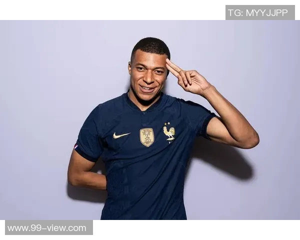 全球足球明星中的黑人球员及其辉煌成就与影响力分析