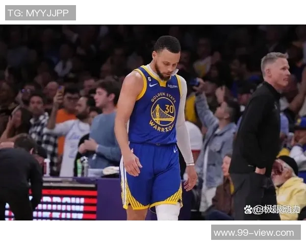 NBA篮球明星的绝技揭秘:从科比到库里的经典招数解析与技巧分享 NBA篮球明星的绝技揭秘:从科比到库里的经典招数解析与技巧分享
